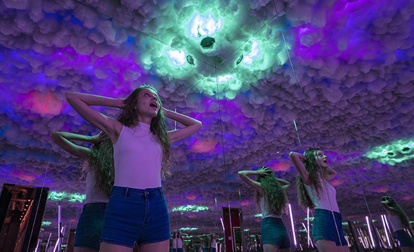 Attraktionen Berlin Spiegelkabinett für Kinder